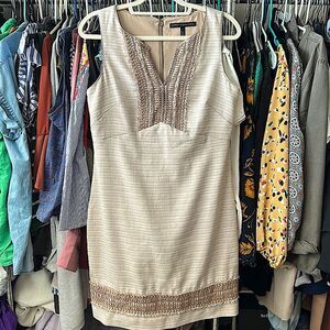 Beautiful White House Black Market Dress